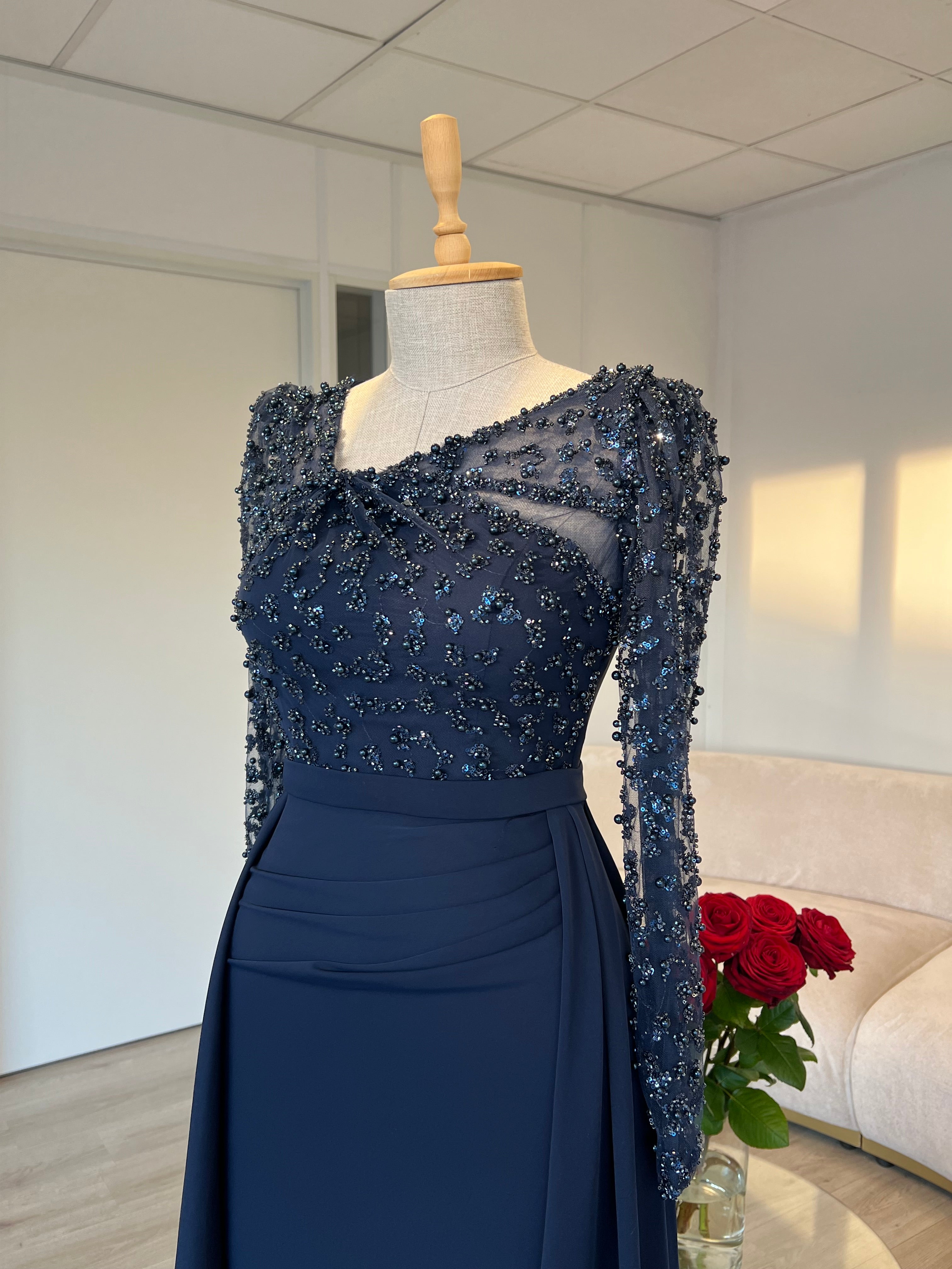 The Zara dress navy blue Leyna Dresses The Zara dress navy blue Leyna Dresses